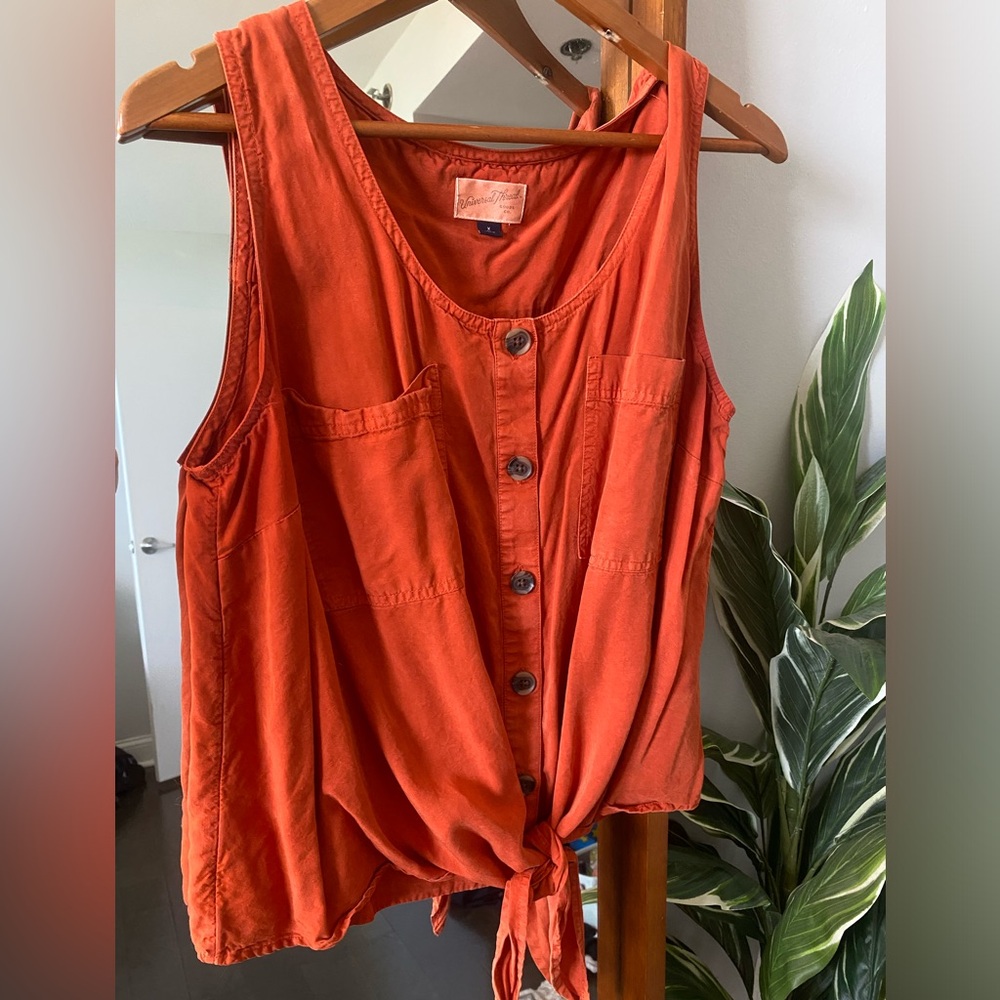 Universal Thread Tie Front Tank Size 0X